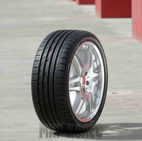 Yokohama 235/50R17 96Y Advan Sport V103